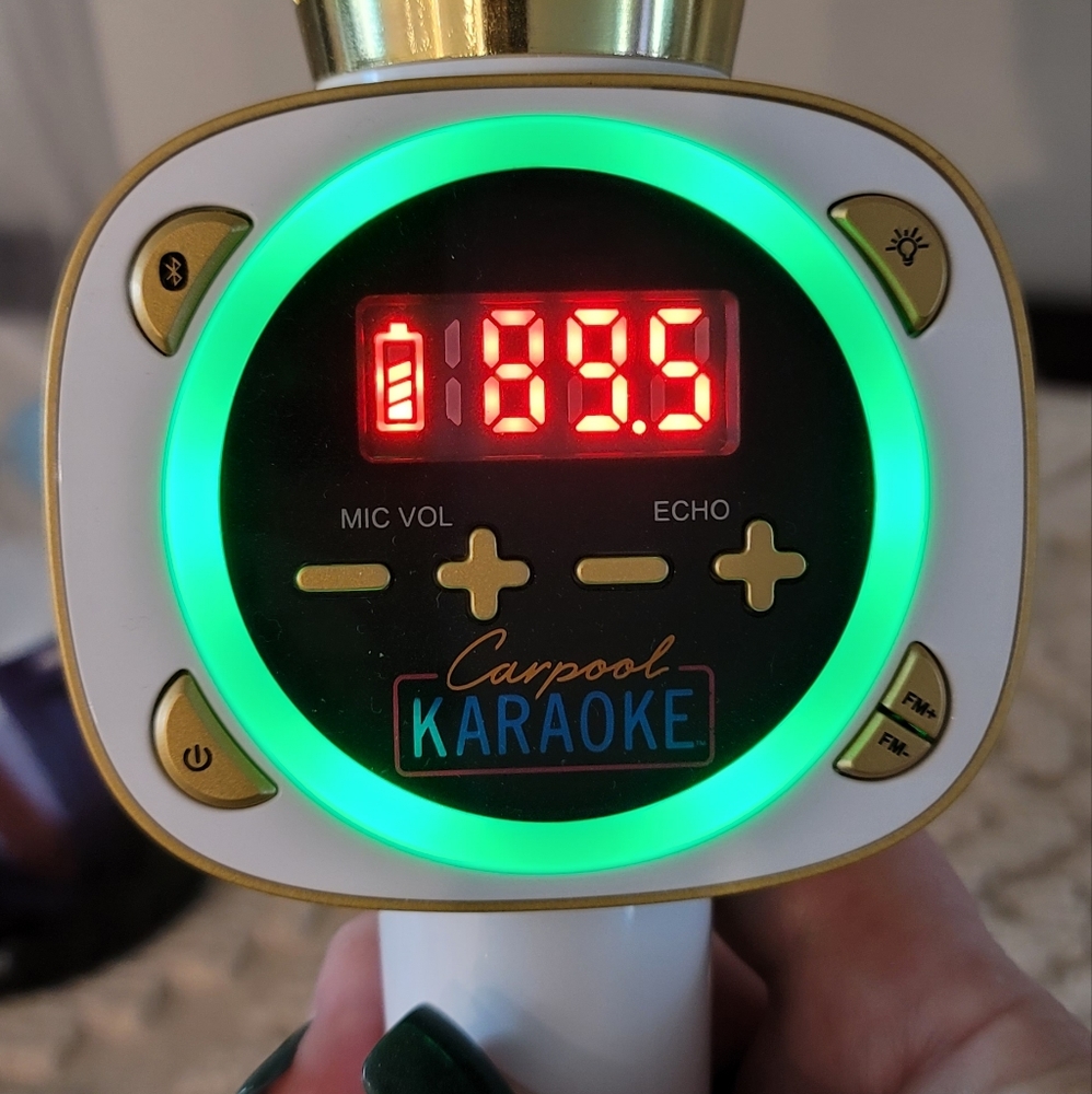 James Corden - Carpool Karaoke Mic! LIKE NEW - Picture 7 of 7